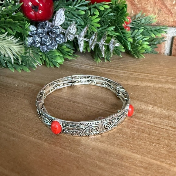 Jewelry - Elegant Silver and Red Bangle Bracelet